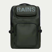 Sac à dos Texel Cargo Backpack vert kaki Rains de face, poche haute siglée RAINS et grande poche carrée zippée