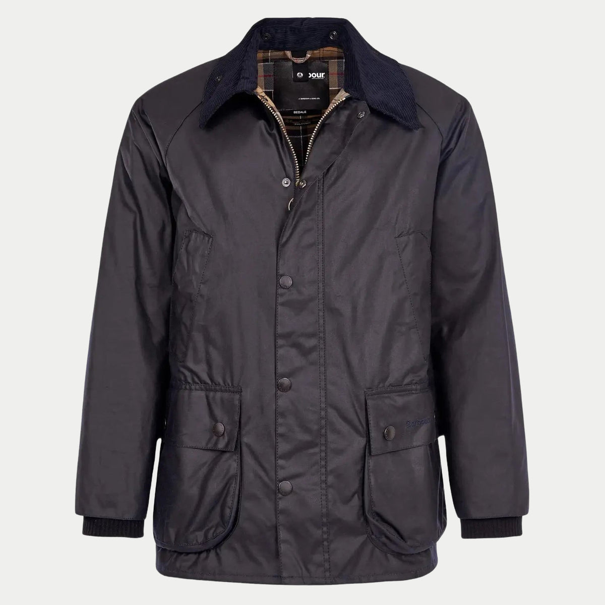 Veste Bedale Marine Barbour de face, bleu nuit très sombre, col velours marine et doublure tartan